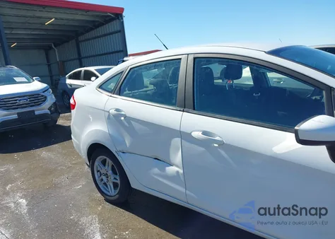 2019 Ford Fiesta Se z USA, uszkodzony, nr VIN 3FADP4BJ3KM165833